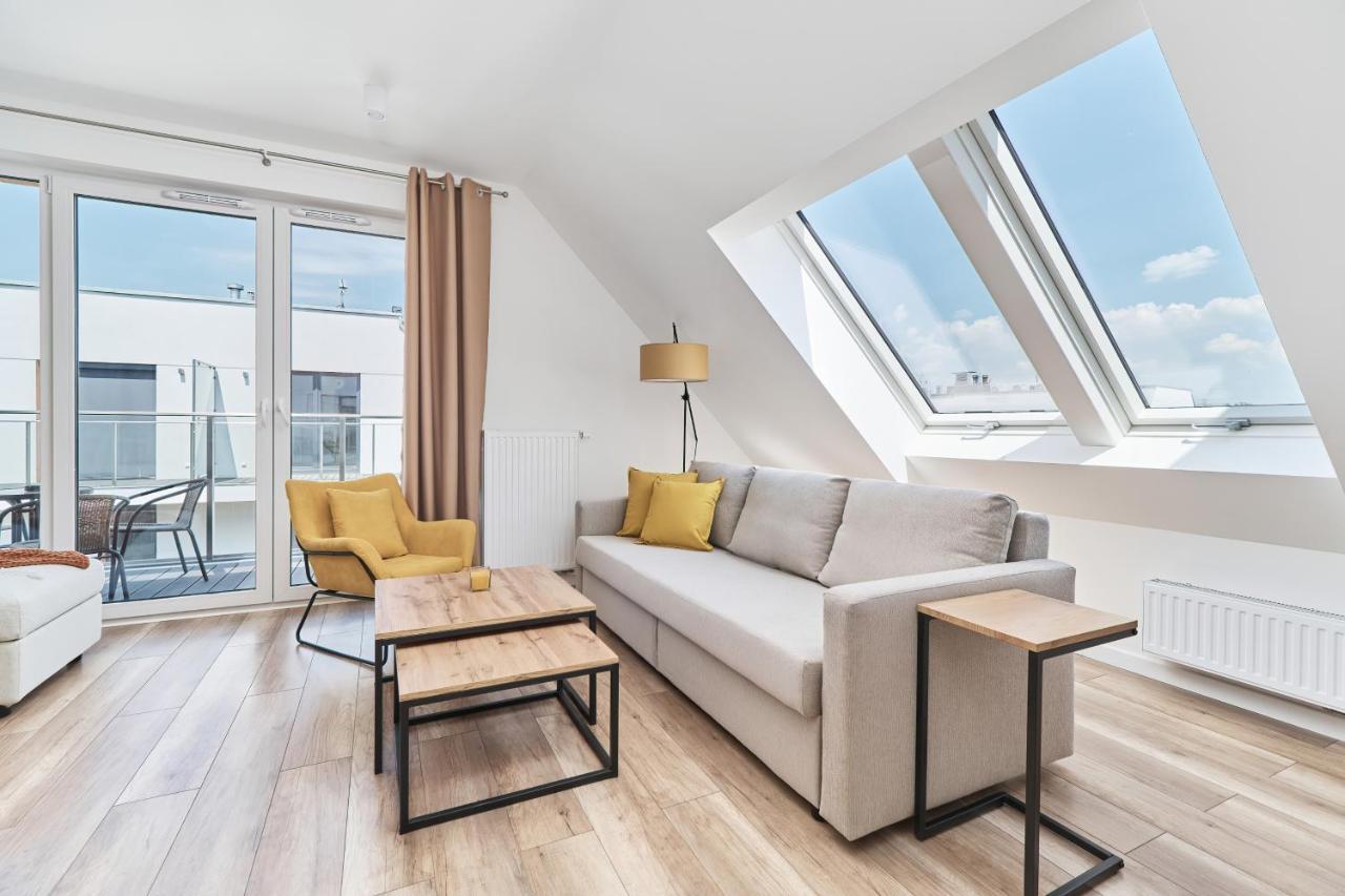 Villa Nova Lux Apartment Wroclaw Kowale By Noclegi Renters Bagian luar foto
