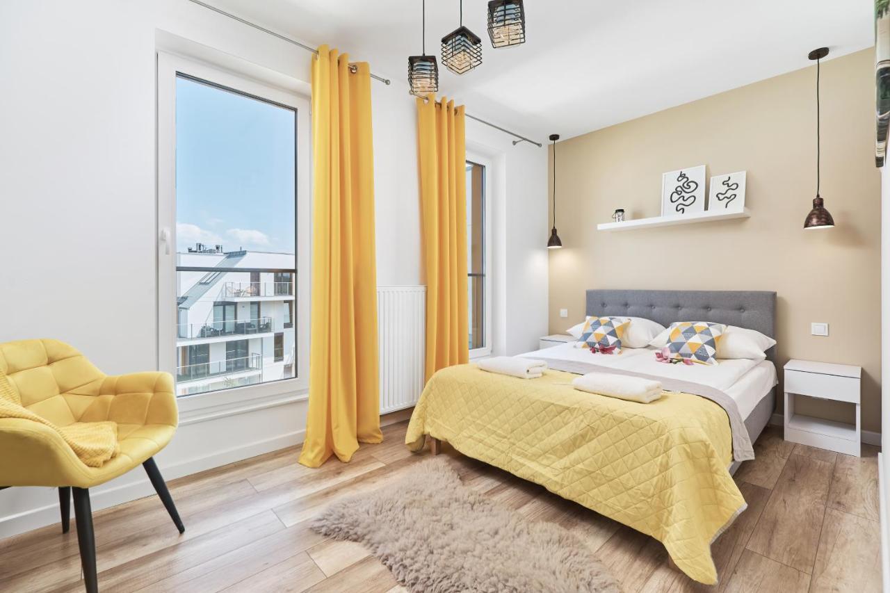 Villa Nova Lux Apartment Wroclaw Kowale By Noclegi Renters Bagian luar foto