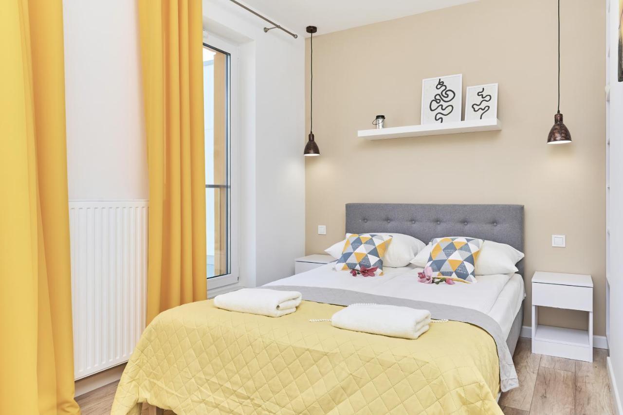 Villa Nova Lux Apartment Wroclaw Kowale By Noclegi Renters Bagian luar foto